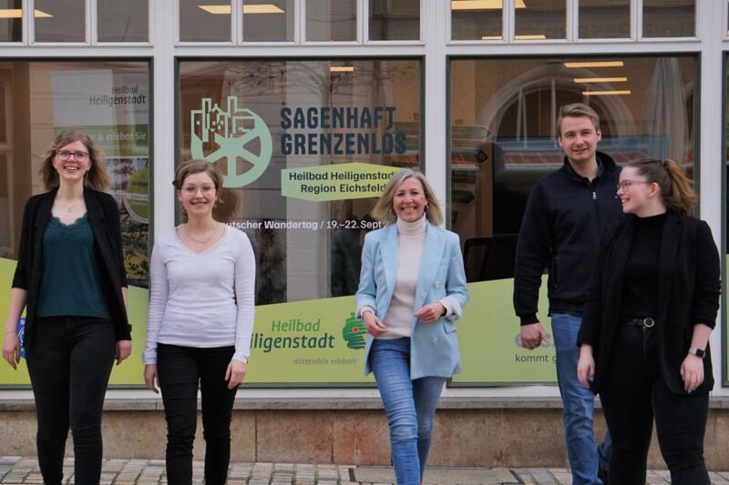 v.l.n.r. Tokessa Reiß, Sophia Hamann, Jeannette Löser, Moritz Lange, Herta Gerlach © Sarah Jakob, BEWEGT